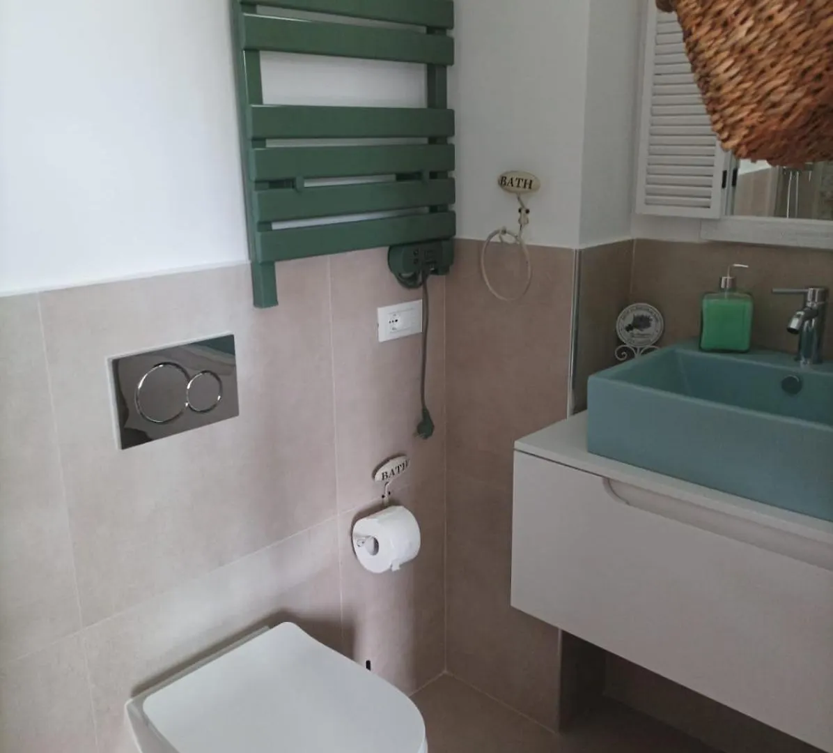 Konukevi La Porta Dell' Eden Otel Spotorno